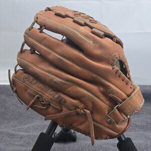 Dunlop 889/516 RHT Right Handed Throwing Leather Baseball Glove Soft
